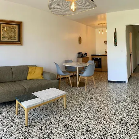 T3 A 300m Avec Piscine Tennis Apartment *