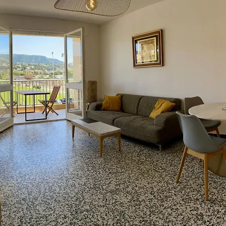 Apartment T3 A 300m Avec Piscine Tennis Le Lavandou